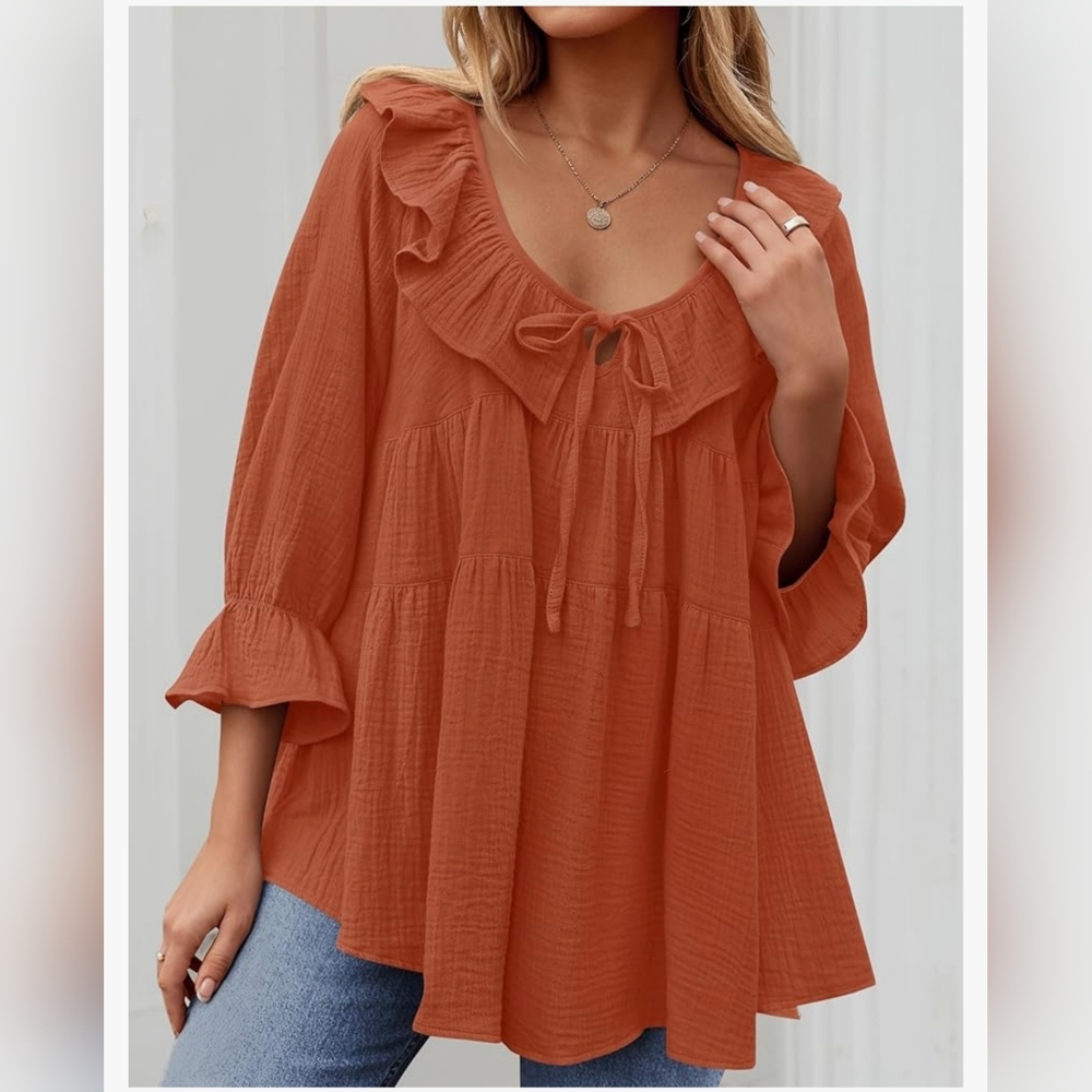 ZESICA NWT  Scoop Neck 3/4 Sleeve Tie Front Ruffle Tiered Tunic - S